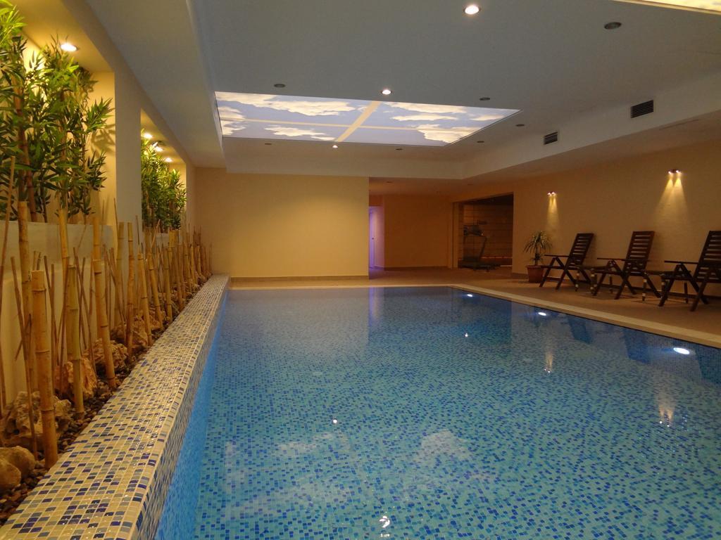 Perissia Hotel & Convention Centre ウルギュップ エクステリア 写真