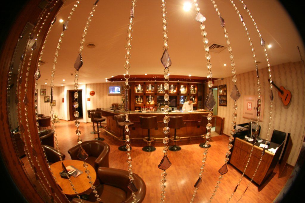 Perissia Hotel & Convention Centre ウルギュップ レストラン 写真