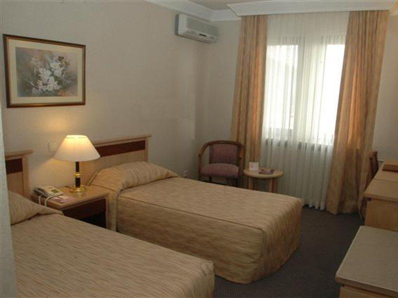 Perissia Hotel & Convention Centre ウルギュップ エクステリア 写真